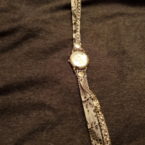 La Mer Collections Wrap Watch - Picture 3 of 3